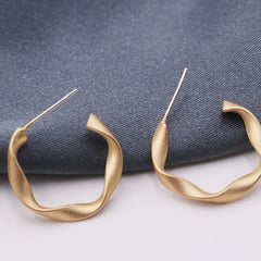 Women Personality Asymmetric Matt Twisted Metal Earrings Girls Charm Accessories Popular Party Jewelry Ear Studs