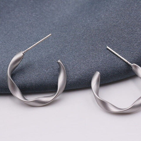 Women Personality Asymmetric Matt Twisted Metal Earrings Girls Charm Accessories Popular Party Jewelry Ear Studs