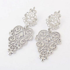 Europe And The United States Popular Wild Hollow Bohemian Earrings Fashion Daily Banquet Wedding Earrings Holiday Sister Gift